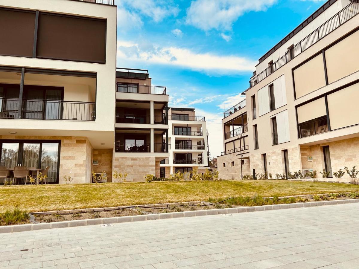 Master Apartment *